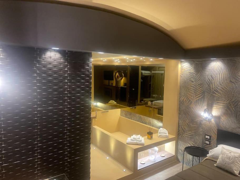 Montesantogroup Suite House Nel Centro Di Napoli エクステリア 写真