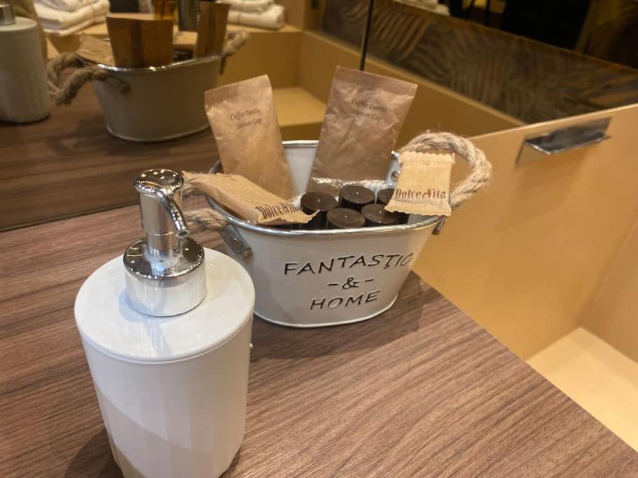 Montesantogroup Suite House Nel Centro Di Napoli エクステリア 写真