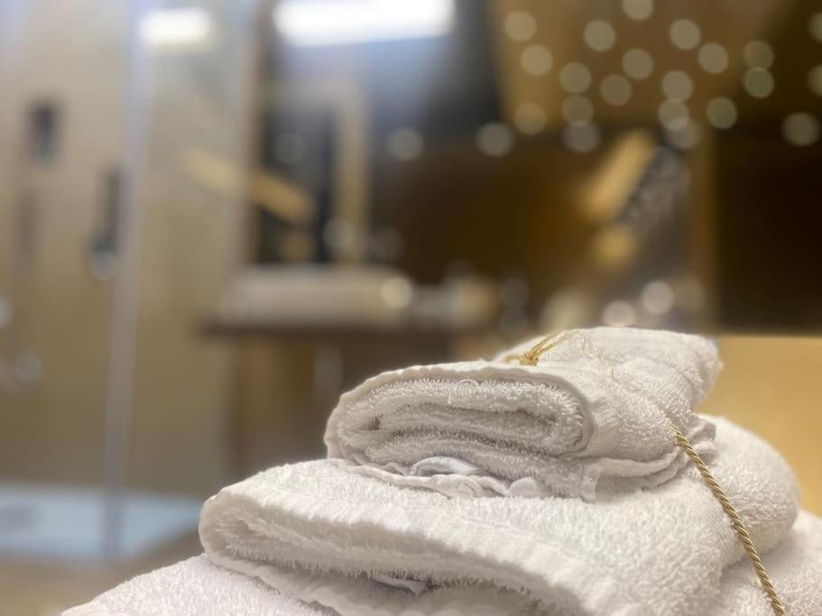 Montesantogroup Suite House Nel Centro Di Napoli エクステリア 写真